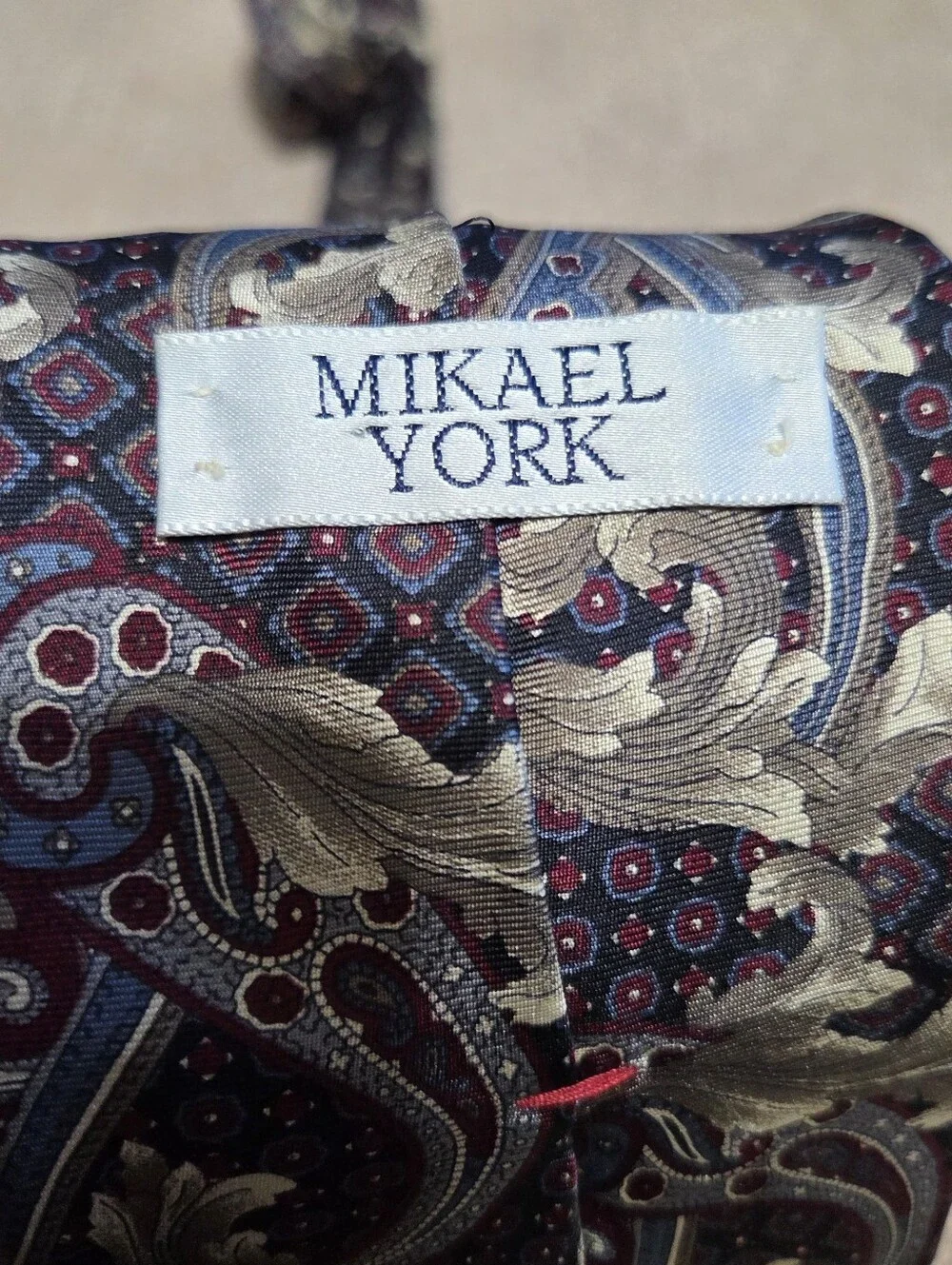 Vintage Mikael York Colorful Mens Tie 56in Long 4in Width Classic Designer